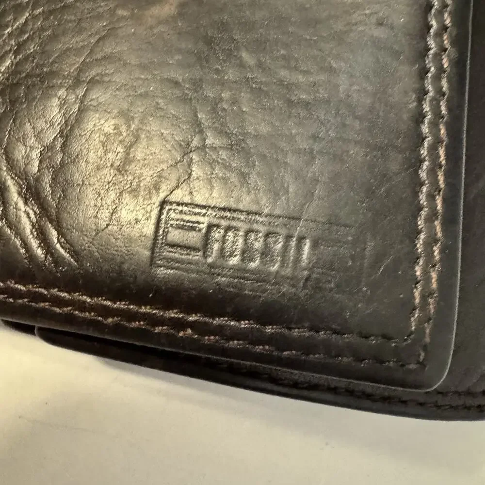 Fossil men’s leather